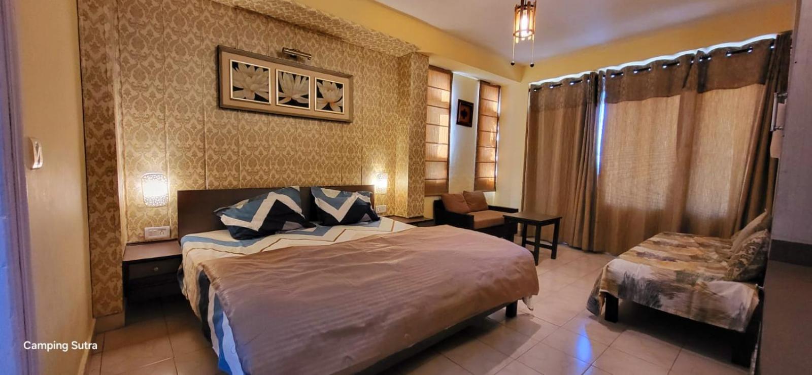Hotel The Club Nine Mukteshwar Buitenkant foto
