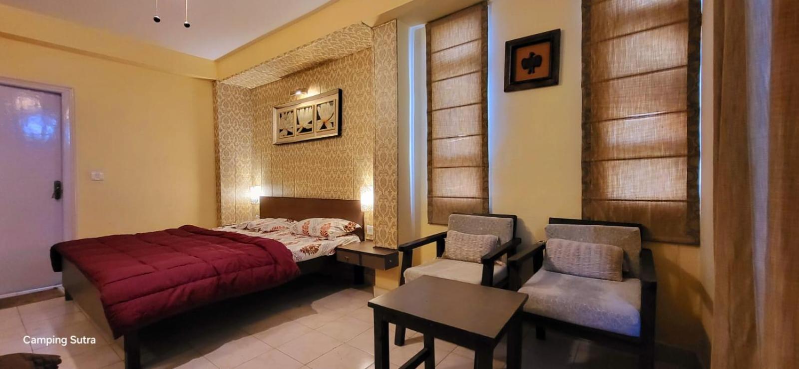 Hotel The Club Nine Mukteshwar Buitenkant foto