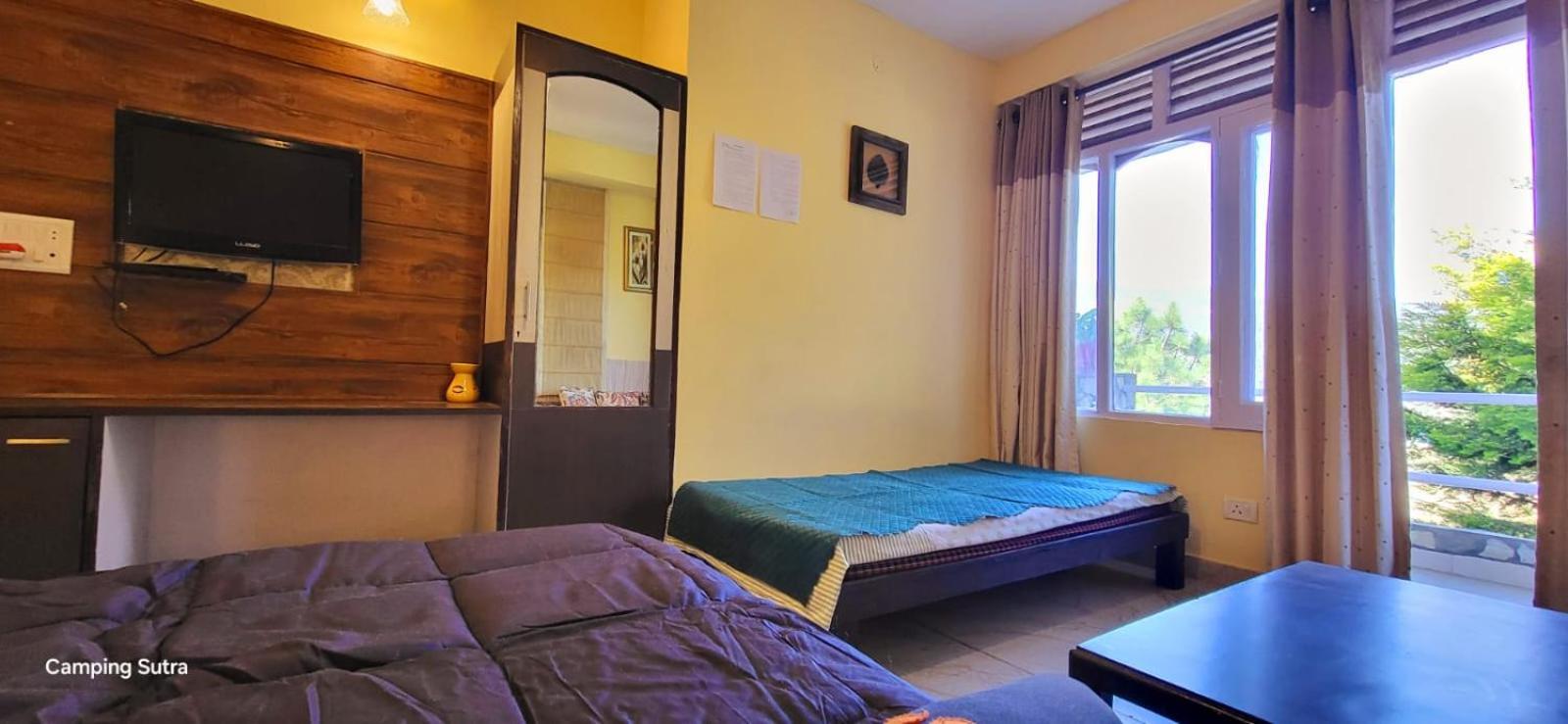 Hotel The Club Nine Mukteshwar Buitenkant foto